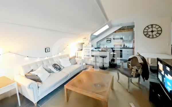 Appartement à louer    2 pièces • 53 m2 Le Plessis-Belleville