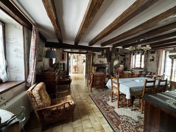 Gros potentiel, petit hameau au calme en campagne