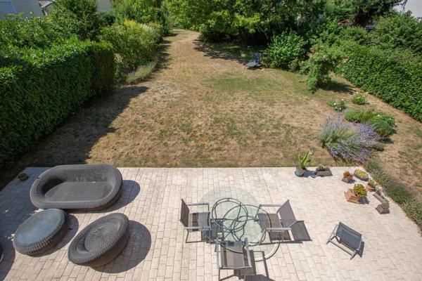SUPERBE MAISON INDIVIDUELLE DE 135 M2, TERRAIN DE 700 M2