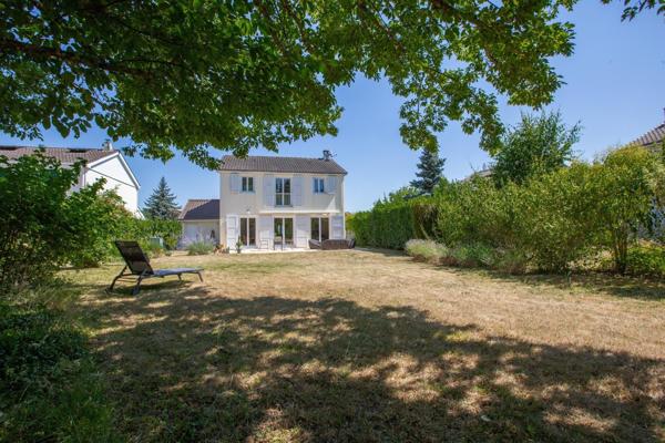SUPERBE MAISON INDIVIDUELLE DE 135 M2, TERRAIN DE 700 M2