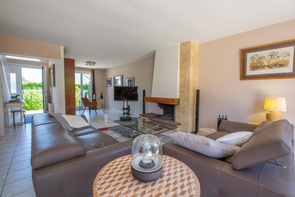 SUPERBE MAISON INDIVIDUELLE DE 135 M2, TERRAIN DE 700 M2