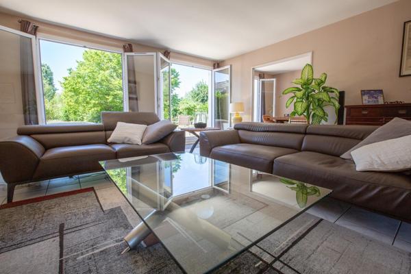 SUPERBE MAISON INDIVIDUELLE DE 135 M2, TERRAIN DE 700 M2