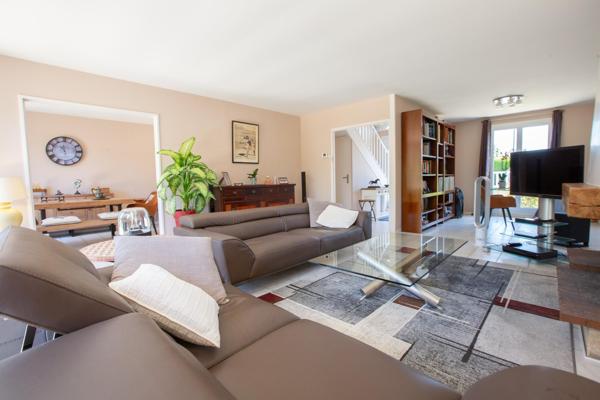 SUPERBE MAISON INDIVIDUELLE DE 135 M2, TERRAIN DE 700 M2