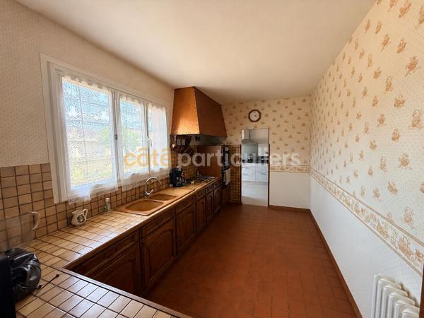 Vente
                Maison115 m² - 5 Pièces -
                    LES BILLAUX (33500)