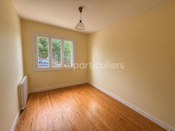 Vente
                Maison115 m² - 5 Pièces -
                    LES BILLAUX (33500)