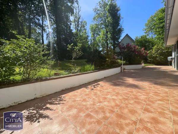 Maison à vendre 7 pièces 210m² Les Essarts-le-Roi (78690)