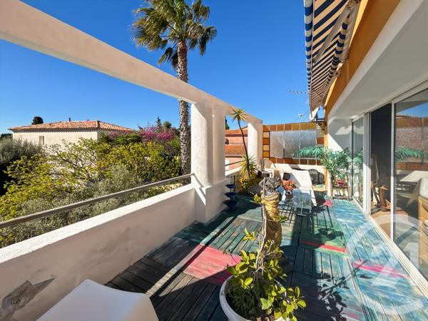 Maison à vendre  5 pièces - 174,58 m2 BANDOL - 83