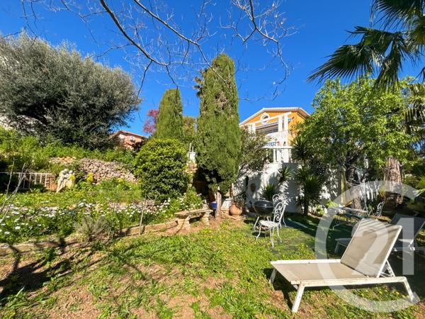 Maison à vendre  5 pièces - 174,58 m2 BANDOL - 83