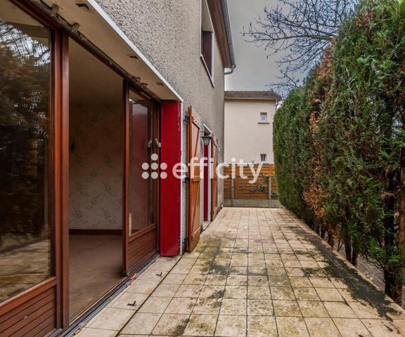 Maison 5 pièces - 134 m² Exclusivité efficity