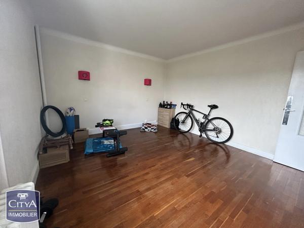 Immeuble à vendre 180m²