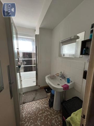 Immeuble à vendre 180m²