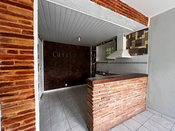 Immeuble centre Bessières - 12 pièce(s) 306 m2