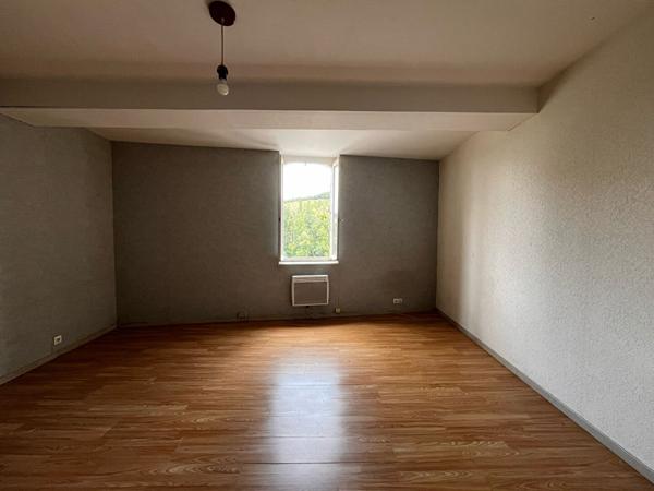 Immeuble centre Bessières - 12 pièce(s) 306 m2