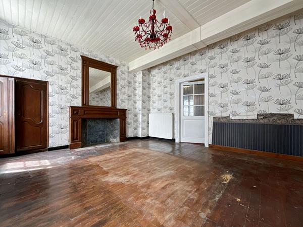 Immeuble centre Bessières - 12 pièce(s) 306 m2