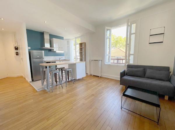 Viroflay (78220) SECTEUR VIROFLAY ARCADES - BOX INCLUS - CHARME de l'ANCIEN et au CALME - BOX - 2 pièces de 38 m² - REFAIT A NE