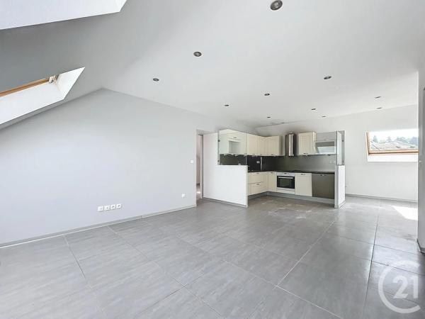 Appartement F4 à vendre  4 pièces - 61,70 m 2   BEAUCOURT  - 90