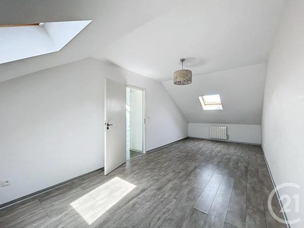 Appartement F4 à vendre  4 pièces - 61,70 m 2   BEAUCOURT  - 90