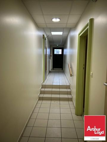 BUREAUX à LOUER de 391 m²