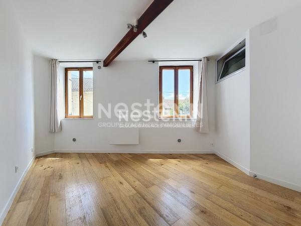 Appartement à vendre Champagne-sur-Oise - 31.80m², 2 pièces avec terrasse et stationnement