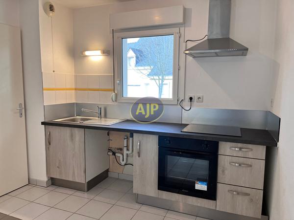 Appartement à louer Pontivy : 2 pièces, 49m² avec 1 chambre(s) à 575€ - AJP Immobilier Pontivy