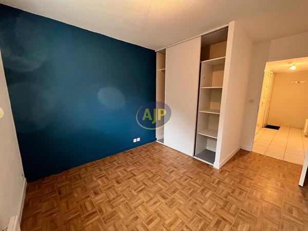 Appartement à louer Pontivy : 2 pièces, 49m² avec 1 chambre(s) à 575€ - AJP Immobilier Pontivy