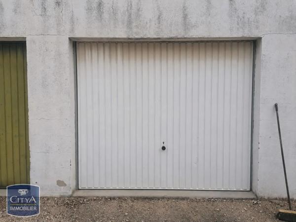Parking à louer 12m² Crêches-sur-Saône (71680)