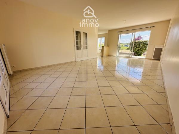 Maison
                                                                                                                                                                                                                                                                                                                        4 pièce(s)                                                                                                                                                                                                          2 chambre(s)                                                                                                                                                                                                          89.28  m²