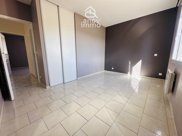 Maison
                                                                                                                                                                                                                                                                                                                        4 pièce(s)                                                                                                                                                                                                          2 chambre(s)                                                                                                                                                                                                          89.28  m²