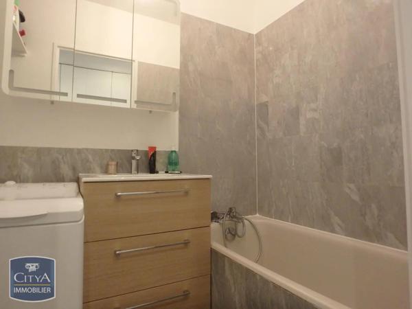 Appartement à louer 1 pièce 20.07m² Versailles (78000)