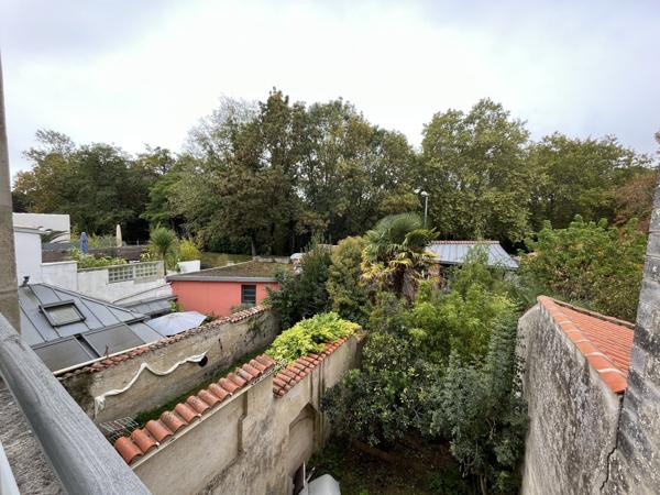 L' APPART SUR JARDINS