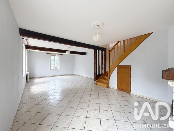 Maison à vendre 4 pièces 100 m² Treis-Sants-en-Ouche