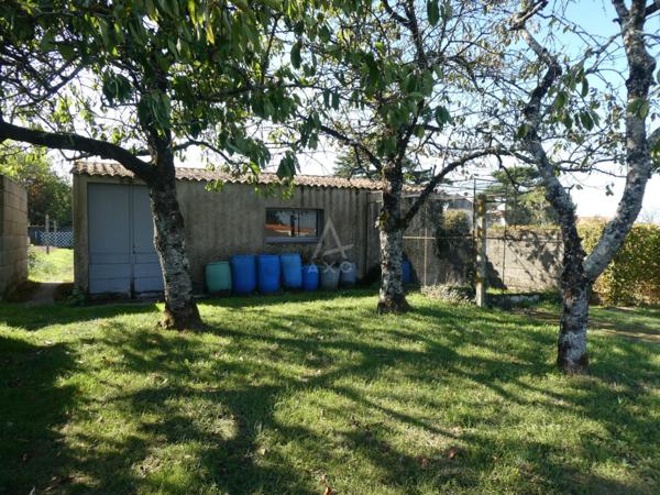 MAISON DE BOURG ATYPIQUE 6 PIECES