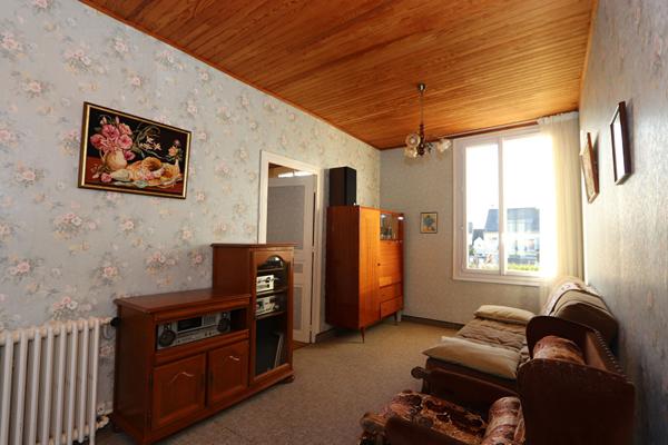 Maison familiale avec jardin et grand garage - Proche de tous les commerces