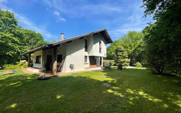 Maison à vendre    6 pièces • 167,06 m2 Dax