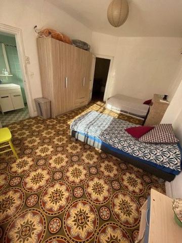 Maison de village 121 m² rénovée 4 chambres dont 1 au rez de chaussée et 3 salles d'eau