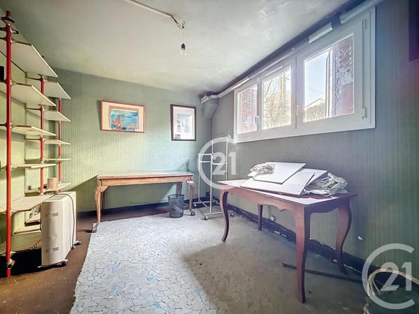 Appartement F4 à vendre  6 pièces - 113,35 m2 MONTREUIL - 93