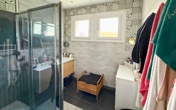 Maison à vendre    4 pièces •  Le Passage