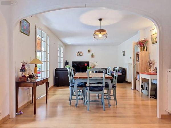 Achat - Maison Châteauneuf-d'Ille-et-Vilaine 35430 6 pièces 150 m 2 572 m 2
