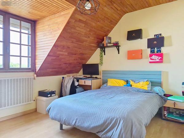 Achat - Maison Châteauneuf-d'Ille-et-Vilaine 35430 6 pièces 150 m 2 572 m 2