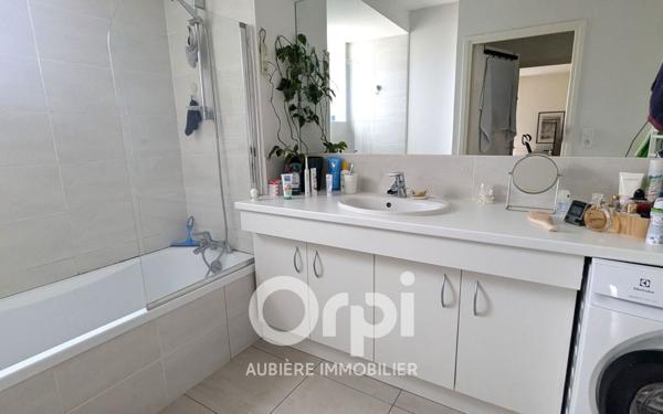 Appartement à vendre    4 pièces • 81 m2 Clermont-Ferrand