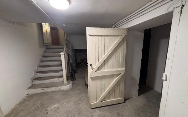 Maison à vendre    8 pièces • 231 m2 Pau