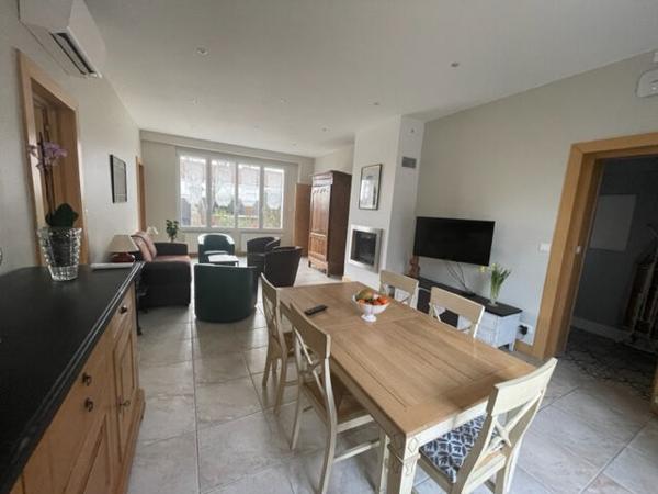 Maison Rochefort 150 m², 4 chambres, bureau, garage