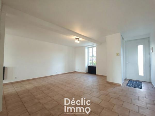 Vente maison en pierre Jarnac, 85m² 4 pièces 141 750€ Charente