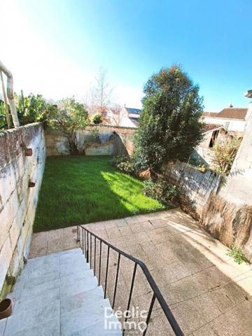 Vente maison en pierre Jarnac, 85m² 4 pièces 141 750€ Charente