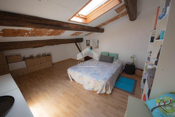 Maison en pierre de 6 pièces avec jardin et vue dégagée – Grospierres