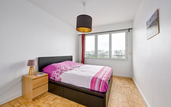 Appartement à vendre    3 pièces • 75,90 m2 Vanves