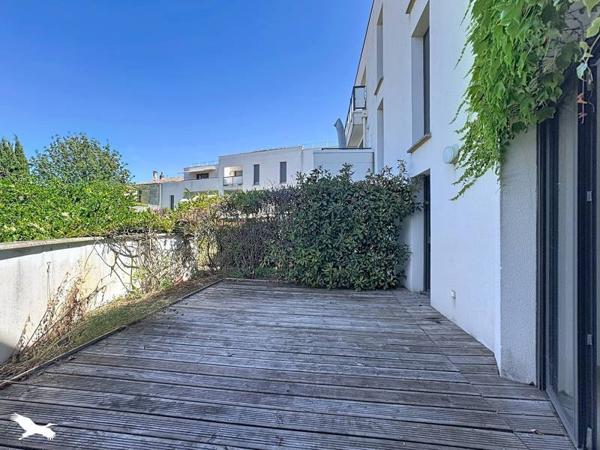 Appartement 219 000 € Bordeaux 2 p 44 m² DPE C