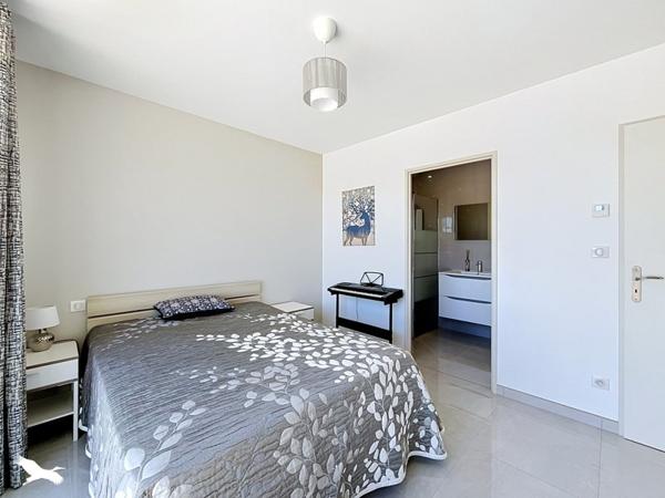 Maison à vendre 535 500 € Sainte-Eulalie 6 p 157 m² DPE C