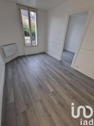 Appartement 2 pièces de 47 m² à Corbeil-Essonnes (91100)