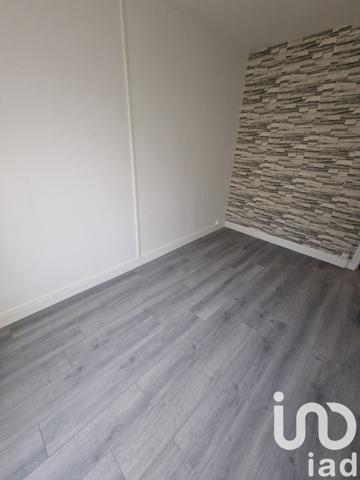 Appartement 2 pièces de 47 m² à Corbeil-Essonnes (91100)